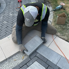 BUILDING-THE-PERFECT-LUXURY-OUTDOOR-SPACE-WITH-BEACON-HILL-SMOOTH-GRANITE-FUSION-PAVERS-IN-NAPERVILLE-ILLINOIS 1