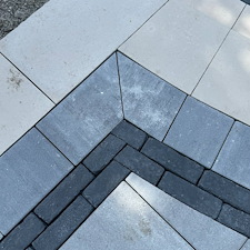 BUILDING-THE-PERFECT-LUXURY-OUTDOOR-SPACE-WITH-BEACON-HILL-SMOOTH-GRANITE-FUSION-PAVERS-IN-NAPERVILLE-ILLINOIS 2