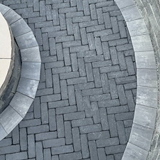 BUILDING-THE-PERFECT-LUXURY-OUTDOOR-SPACE-WITH-BEACON-HILL-SMOOTH-GRANITE-FUSION-PAVERS-IN-NAPERVILLE-ILLINOIS 5